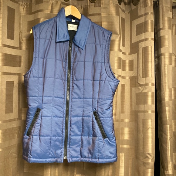 Lightly quilted vest - Picture 1 of 3
